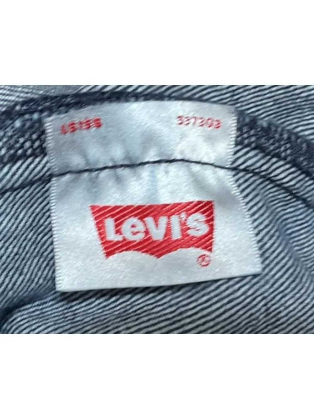 Levi's 501 Button Fly Straight Leg Jeans W38 L40 Medium Wash Denim Mens